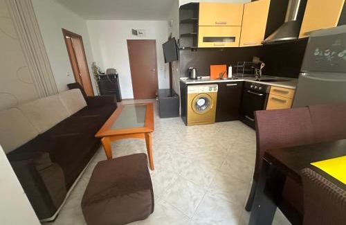 Chaika Apartment | Oceanfront Apartment L4 with Pool & Spectacular Views