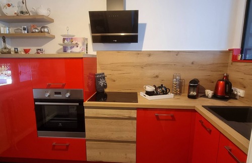 Thermal Apartment | Discover Apartment "La Bohème" Near Thermal Baths & Lake