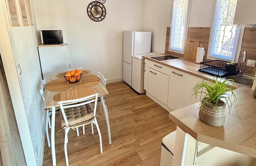 L'Evescat Apartment | Apartment "LA CASA SOL" ☀️ FINE SAND BEACH 1KM 🏝️⛱️🌊