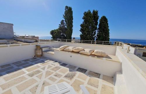 Santa Cesarea Terme Apartment | Oceanfront Apartment La Chicca: Guest Rated 9.1/10