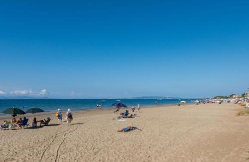 Follonica Apartment | Oceanfront Apartment La Casetta dei Pescatori Awaits You