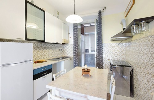 Voltri Apartment | Apartment 'La Finestra Sul Mare' with Sea View and Wi-Fi
