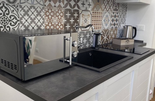 Corso dei Mille - Sant'Erasmo House | Convenient Apartment La Lumaca Kalsa with Family-Friendly Amenities