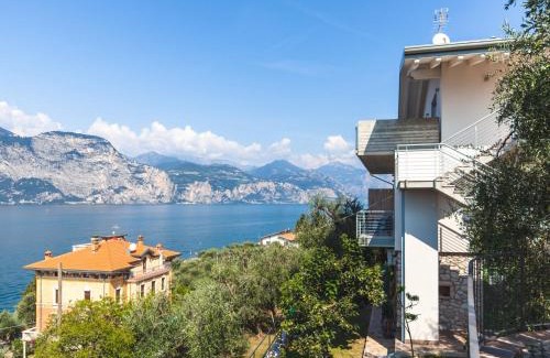 Magugnago Apartment | Oceanfront Apartment La Maison Blanche-2 with Great Reviews