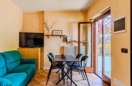 Colico Piano Apartment | Pet-Friendly Apartment La Perla with Pool & Family Amenities
