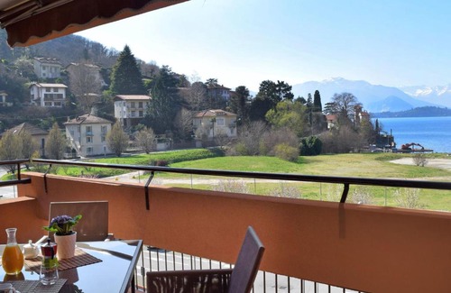Laveno Apartment | Oceanview Apartment La Perla di Laveno - Guest Rated 9/10