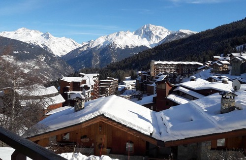 Courchevel Apartment | Prime Apartment La Tania: Ideal for Families Near Slopes