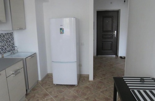 Pskov Apartment | Budget-Friendly Apartment Lagernaya 5A with Hot Tub