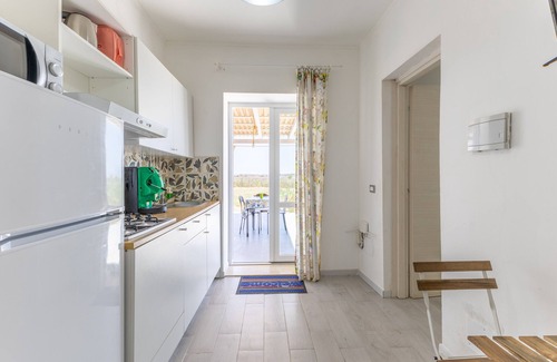 Granelli Apartment | Oceanfront Apartment "Laguna Blu" with Private Terrace & Wi-Fi