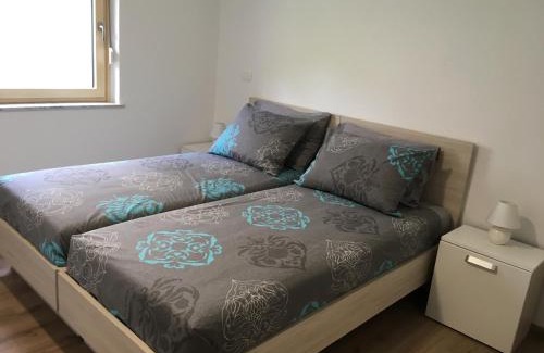 Tolmin Apartment | Top-Rated Apartment Lapanja: Family-Friendly with Kitchen