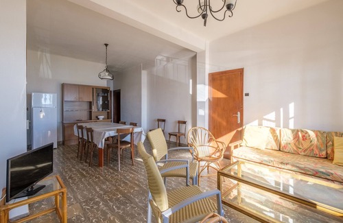 Benicarlo Apartment | Sea View Apartment Las Palmeras 2 with Gorgeous Terrace