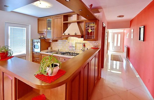 Tulisevica Apartment | Guest Rated: 9.8 - Apartment Laurus with Oceanfront Views