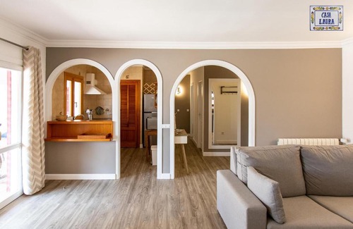 Son Moja Apartment | Discover Apartment Laura: Family-Friendly Retreat with Pool