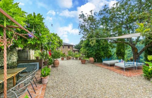 Moncioni Apartment | Inviting Apartment Lavanda: Pet-Friendly with a Pool