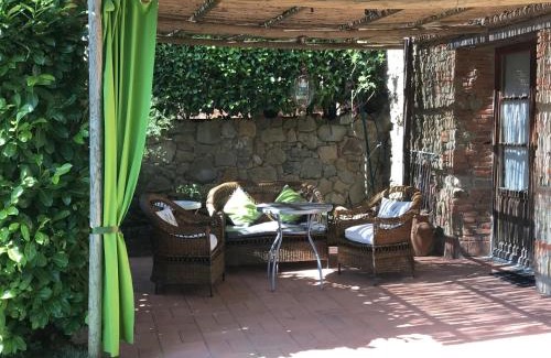 Moncioni Apartment | Inviting Apartment Lavanda: Pet-Friendly with a Pool