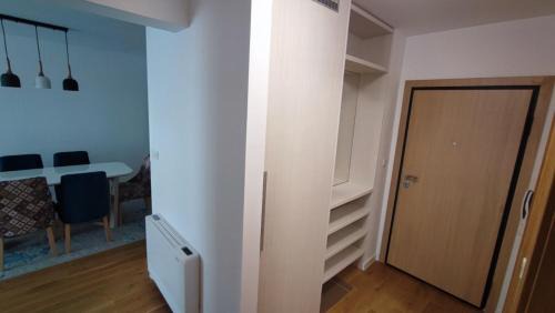 Ilidza Apartment | Guest Rated Apartment Lavender 506 with Family-Friendly Amenities