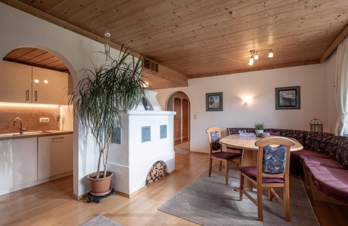 Ellmau Apartment | Discover Apartment Lavender: Ocean View, Family-Friendly Stay