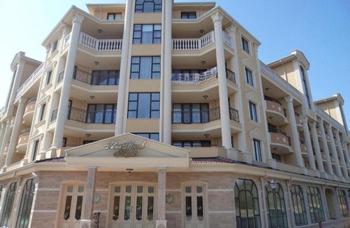 Pomorie Apartment | Apartment Lazur, Flora Beach Resort