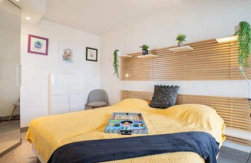 La Cote Radieuse Apartment | Oceanfront Family Retreat at Apartment Le Beaupré-21