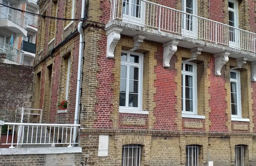 Dieppe House | Sunny Marina Views at Apartment "le Bosco" - Guest Rated 10/10