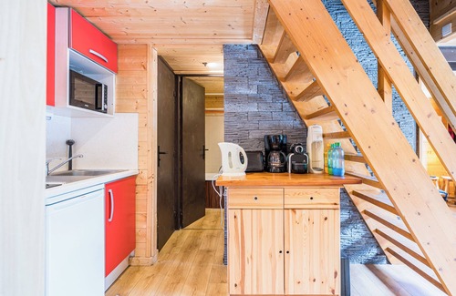 Villarodin-Bourget Apartment | Cozy Apartment 'Les Avenières - La Norma' with Mountain View