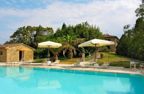 Peccioli Apartment | Top-Rated Apartment Le Palaie - 'Mangiatoia' with Pool