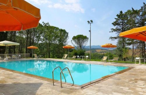 Peccioli Apartment | Top-Rated Apartment Le Palaie - 'Mangiatoia' with Pool