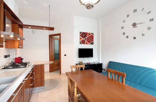 Albissola Marina Apartment | Seaside Apartment 'Le Vele' with Shared Garden & Balcony