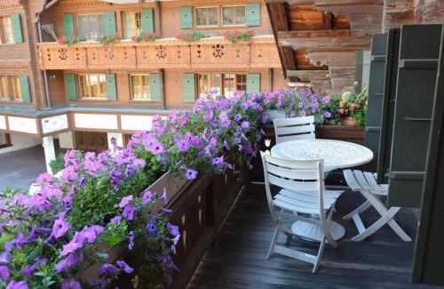Zweisimmen Nr Gstaad Apartment | Explore Apartment Le Vieux Chalet: Child-Friendly Comfort