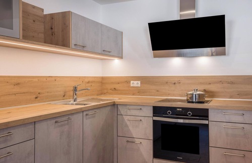 Valles Apartment | Cozy 'Lechnerhof Fane Alm' with Mountain Views & Garden