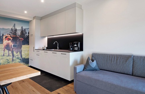 Chifa Apartment | Cozy Apartment "Leierhof Wicky" with Mountain Views & Garden