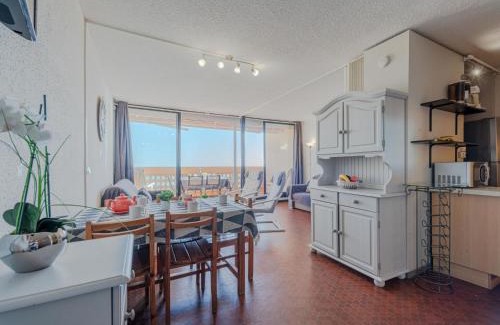Le Barcares Apartment | Oceanfront Comfort at Apartment Les Argonautes-6 by Interhome