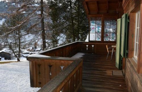 Zweisimmen Nr Gstaad Apartment | Family-Friendly Apartment Les Erables - Chalet Retreat