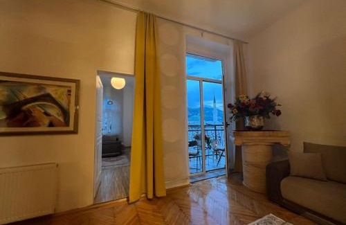 Old Town Apartment | Apartment Leyla