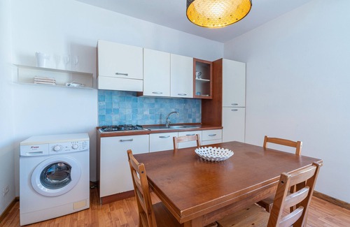 Marzamemi Apartment | Apartment 'Libeccio Marzamemi' with Balcony, Wi-Fi and Air Conditioning