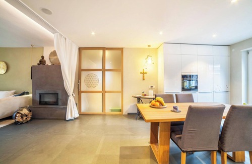 Naturno Apartment | Cozy Apartment 'Lieblingsplatzl' with Balcony & Wi-Fi