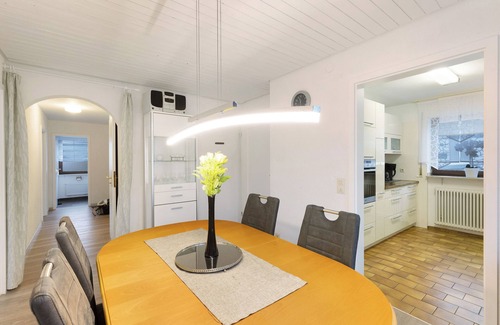 Muensingen Apartment | Elegant Apartment Lilie: 3 Bedrooms, Pet-Friendly Escape