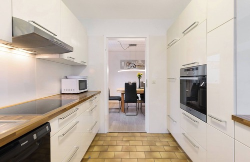 Muensingen Apartment | Elegant Apartment Lilie: 3 Bedrooms, Pet-Friendly Escape