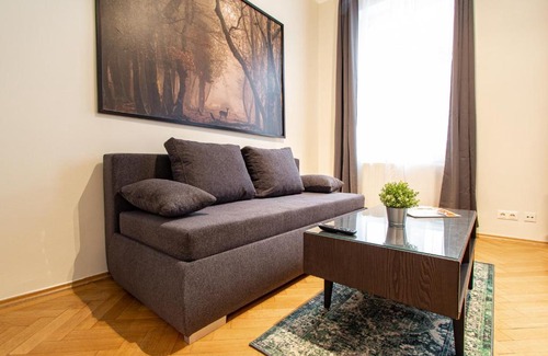 Neubau Apartment | Family-Friendly Apartment Lindengasse with Great Reviews