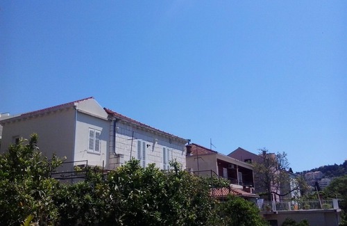 Dubrovnik Apartment | Top-Rated Apartment Ljilja with Delicious Breakfast Included
