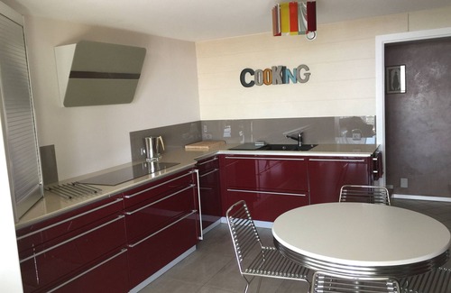 Thonon-les-Bains Apartment | Serene Apartment with Lake Geneva Views and Pool Access