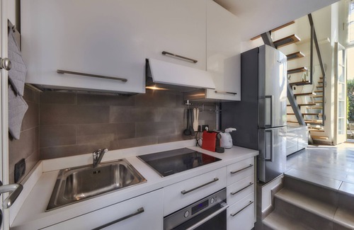 Lecco Apartment | Discover Oceanfront Apartment 'Loft Centrale' with Wi-Fi