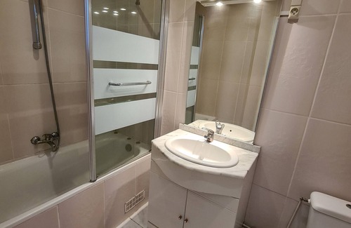 Lorcy Apartment | Cozy Apartment Lorcy: Perfect for Couples and Pets