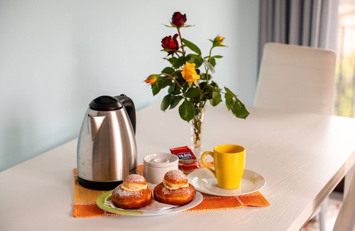 Tusa Apartment | Apartment 'Luna Rossa' with Mountain View, Wi-Fi and Air Conditioning