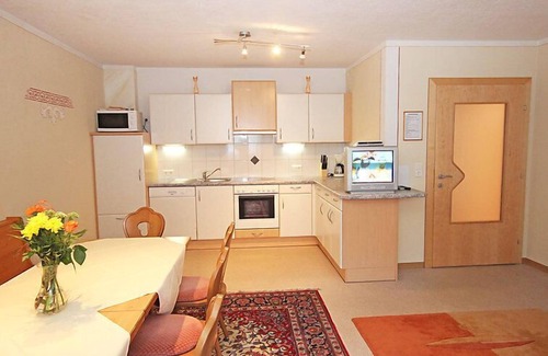 Aschau Im Zillertal Apartment | Lake View Retreat: Apartment Marina with Spa & Breakfast