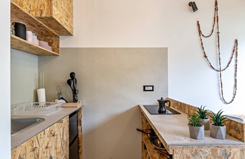 Calceranica al Lago Apartment | Mathca Holiday Home: Mountain Views, Wi-Fi & Pet Friendly