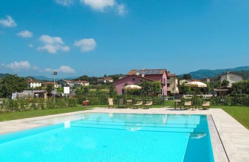 San Michele di Moriano Apartment | Family-Friendly Apartment Melissa with Pool Access