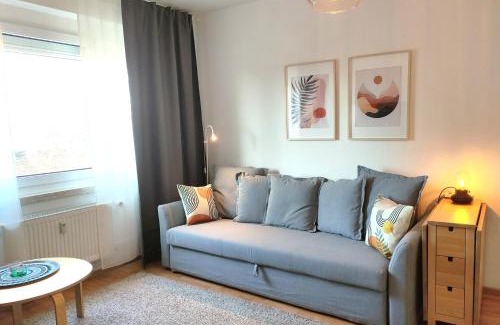 Leutzsch Apartment | Scenic Views at Apartment M - Family-Friendly Retreat