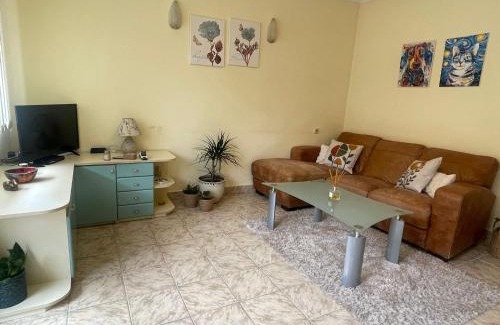 Teteven Apartment | Family-Friendly Apartment Maddie - Guest Rated 10/10