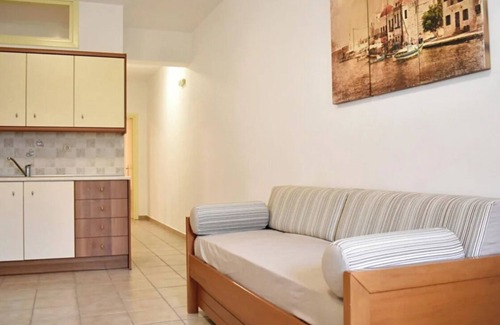 Merichas Apartment | Apartment 'Manolika Studio 2' with Sea View, Wi-Fi and Air Conditioning